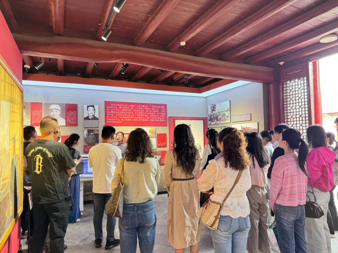 交運集團開展“傳承紅色精神 共研責任擔當”“五四”青年節(jié)主題活動